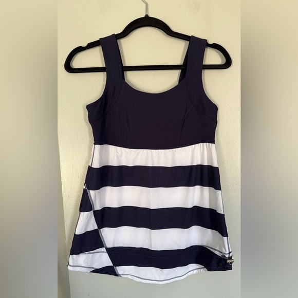 Lululemon Run : Chase Me Tank Top - Picture 2 of 5